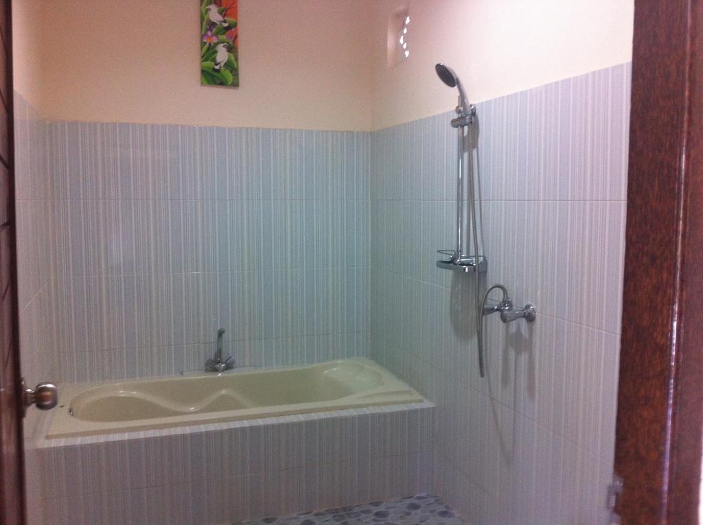 ウブドポンドック バリアパートメント 部屋 写真